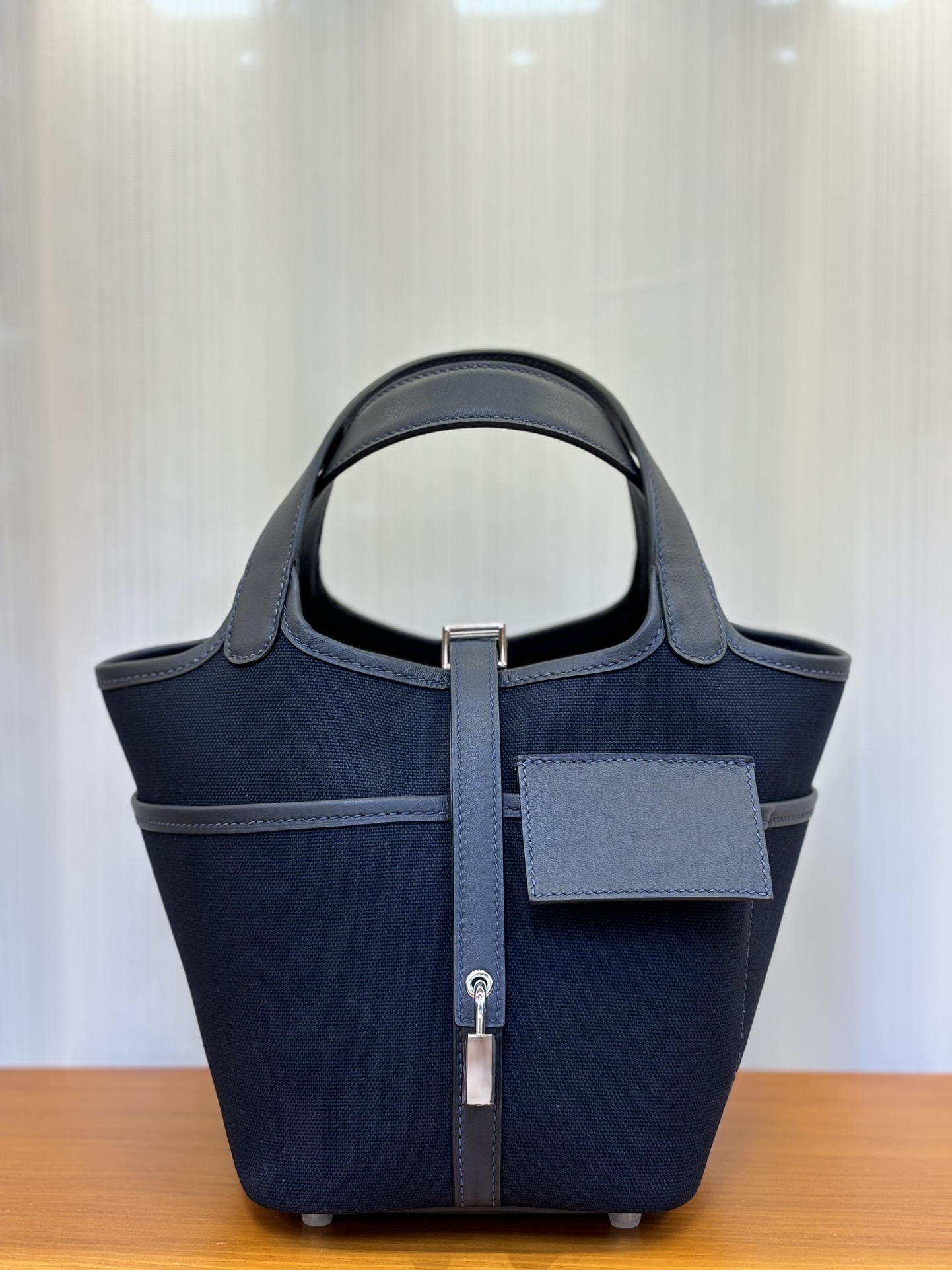 Hermes Picotin Lock 18 Pocket Bag In Blue Nuit 